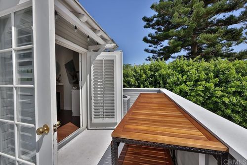 828 D Ave, Coronado, CA, 92118-2174 | Card Image