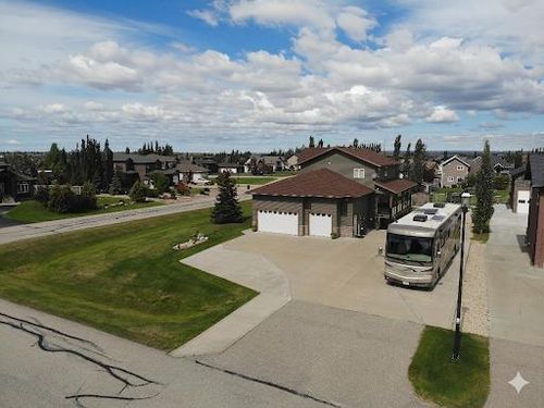 7726 Saxony Rd, County Of Grande Prairie No. 1, AB, T8X0G4 | Card Image