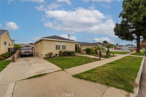 2613 E 221st St, Carson, CA, 90810-1806 | Card Image