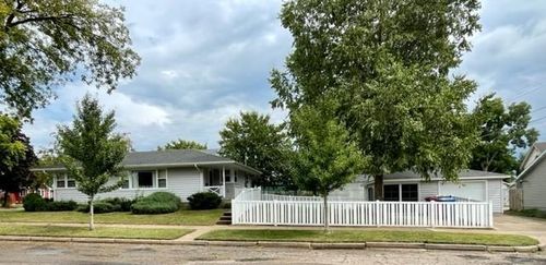 556 Minnesota St, Winona, MN, 55987-2601 | Card Image