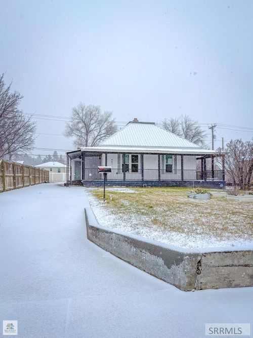 483 W 19th St, Idaho Falls, ID, 83402-4434 | Card Image