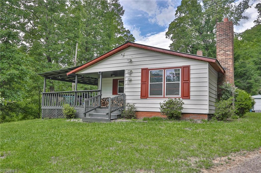 Mount Zion Rd, Ferguson, NC 28624