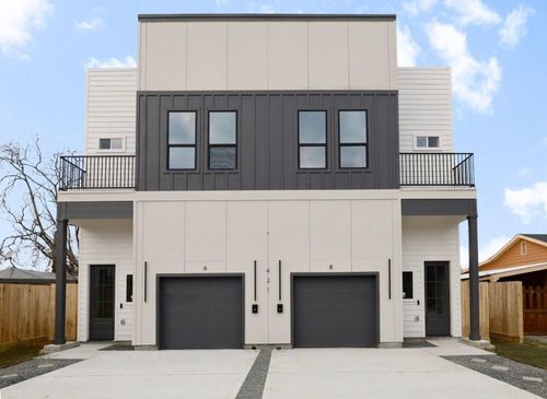 421 E 41st St, Houston, TX, 77022-4611 | Card Image