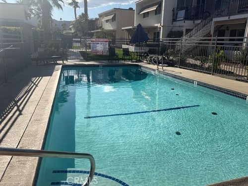 b9-45225 Sunset Ln, Palm Desert, CA, 92260-4422 | Card Image