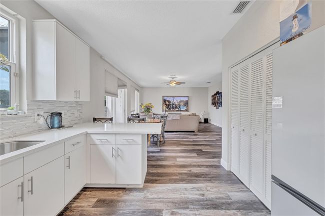 18219 Blue Lake Way, House other with 4 bedrooms, 4 bathrooms and null parking in Boca Raton FL | Image 8