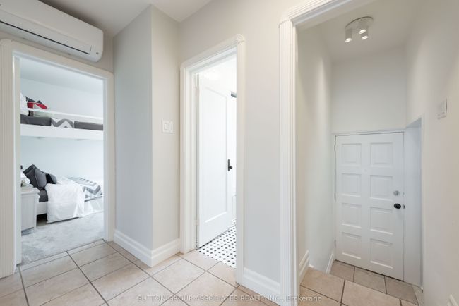 542 Atlas Ave, House other with 3 bedrooms, 2 bathrooms and 2 parking in York ON | Image 15