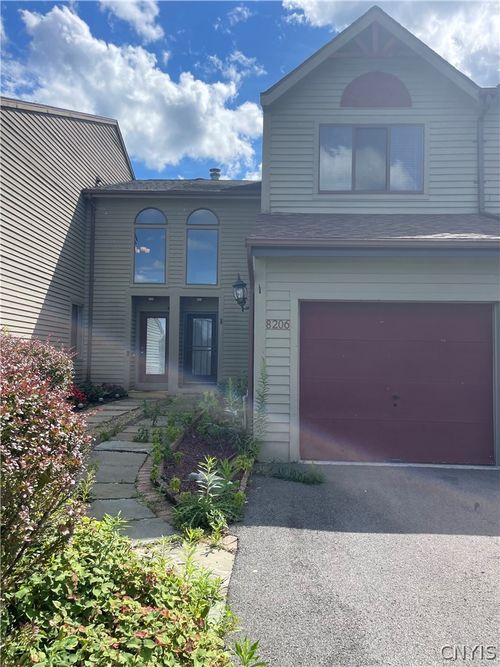 8206 Honeysuckle Dr, Liverpool, NY, 13090-6839 | Card Image