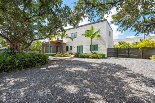 na-5500 Sw 67th Ave, Miami, FL, 33155-6402 | Card Image