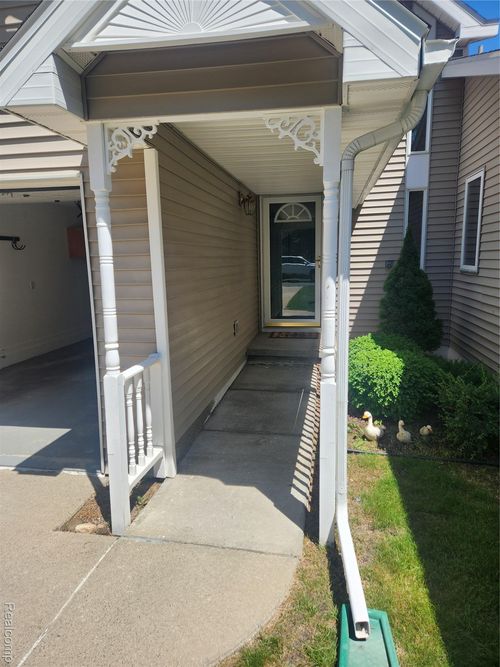 361 Irons Park Dr, West Branch, MI, 48661-9461 | Card Image