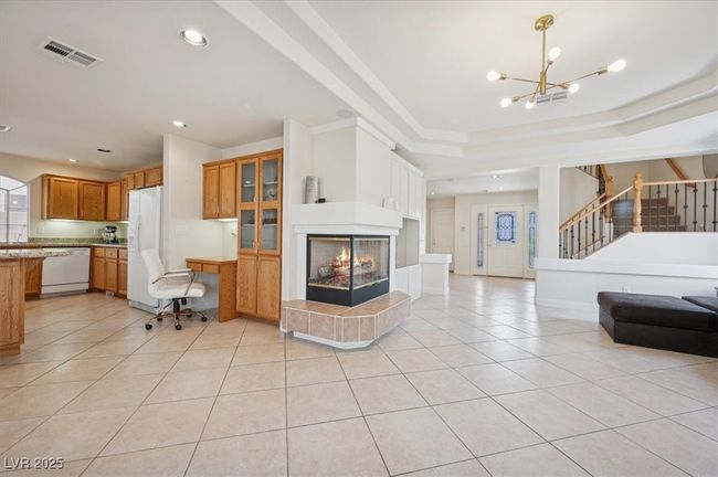 10948 Carberry Hill St, House other with 3 bedrooms, 4 bathrooms and null parking in Las Vegas NV | Image 15
