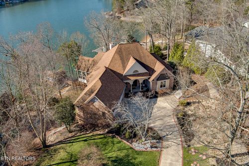 207 Amega Trce, Loudon, TN, 37774-3039 | Card Image