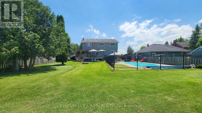 1252 Shore Acres Dr, House other with 4 bedrooms, 3 bathrooms and 12 parking in Gilford ON | Image 12