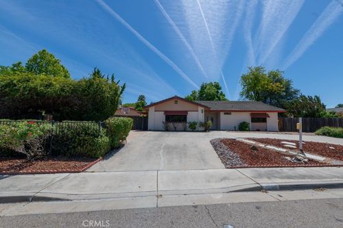 1634 Rambouillet, Paso Robles, CA, 93446 | Card Image