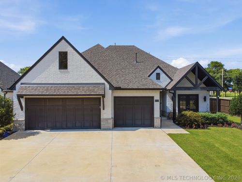 4110 Tucson Pl, Broken Arrow, OK, 74011-1681 | Card Image