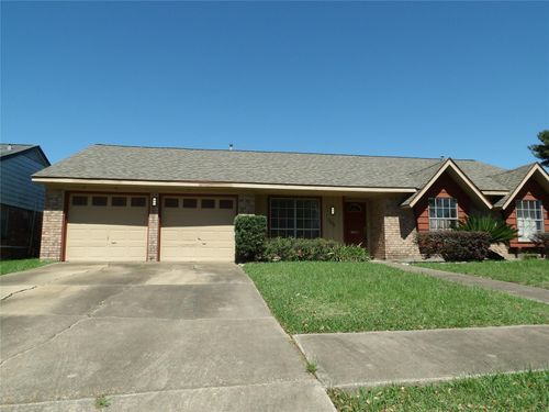 303 Coronation Dr, Houston, TX, 77034-2317 | Card Image