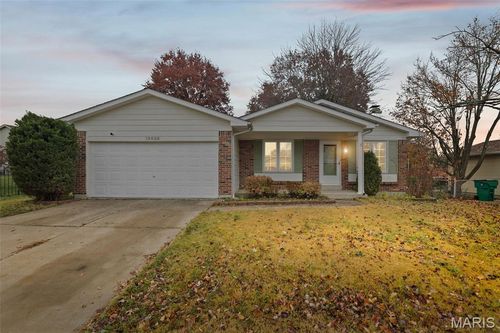 15626 94th Ave, Florissant, MO, 63034-2138 | Card Image