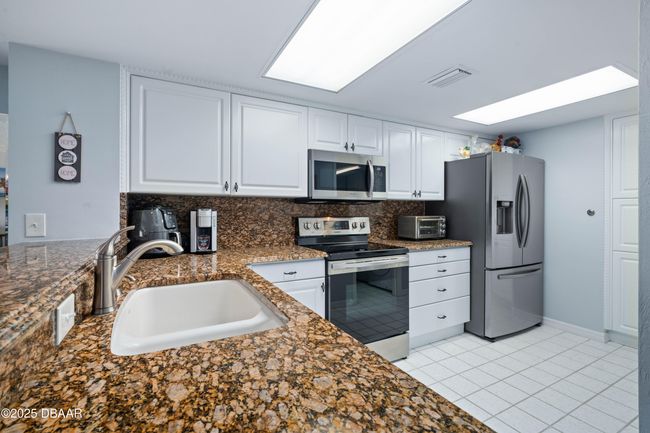 APT-205 - 2967 S Atlantic Ave, Condo with 2 bedrooms, 2 bathrooms and null parking in DAYTONA BEACH SHORES FL | Image 12