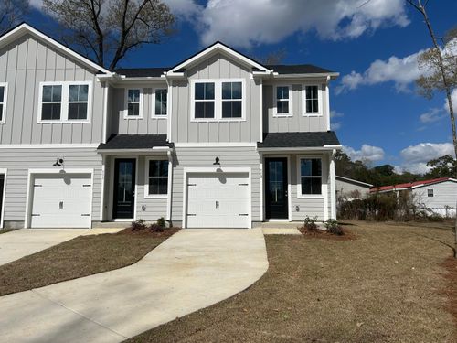 113 Berry Shoals Dr, Summerville, SC, 29485-5564 | Card Image