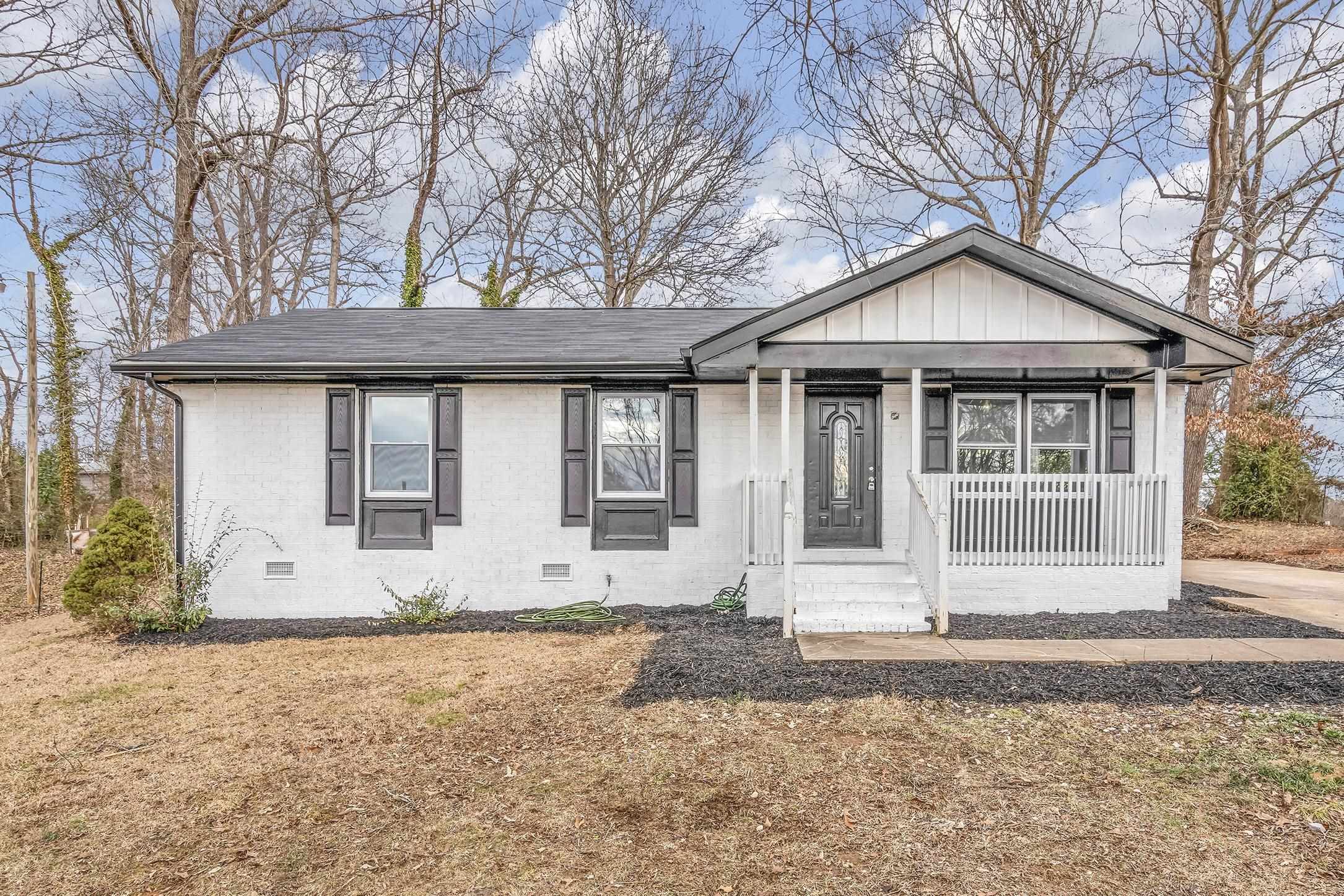 Camellia Cir, Gaffney, SC 29341