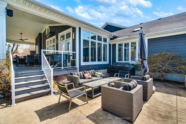 106 Cumming Crt, House other with 4 bedrooms, 3 bathrooms and 4 parking in Ancaster ON | Image 34