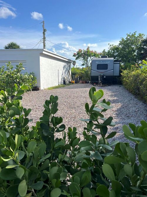 lot-9201 Highpoint Dr, West Palm Beach, FL, 33403-1319 | Card Image