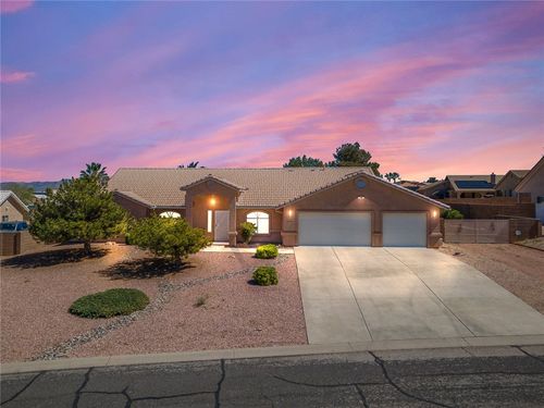 2836 Mountain Trail Rd, Kingman, AZ, 86401-7802 | Card Image