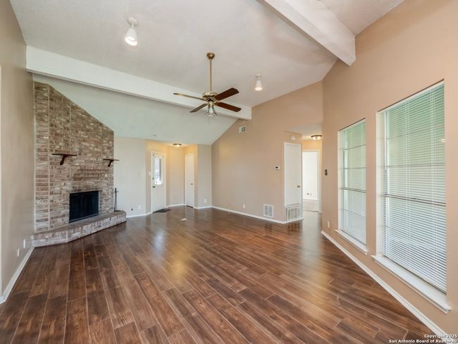 7903 Forest Cabin, House other with 2 bedrooms, 1 bathrooms and null parking in Live Oak TX | Image 6