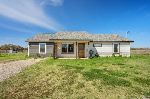 1777 Ernst Rd, Pleasanton, TX, 78064-4805 | Card Image