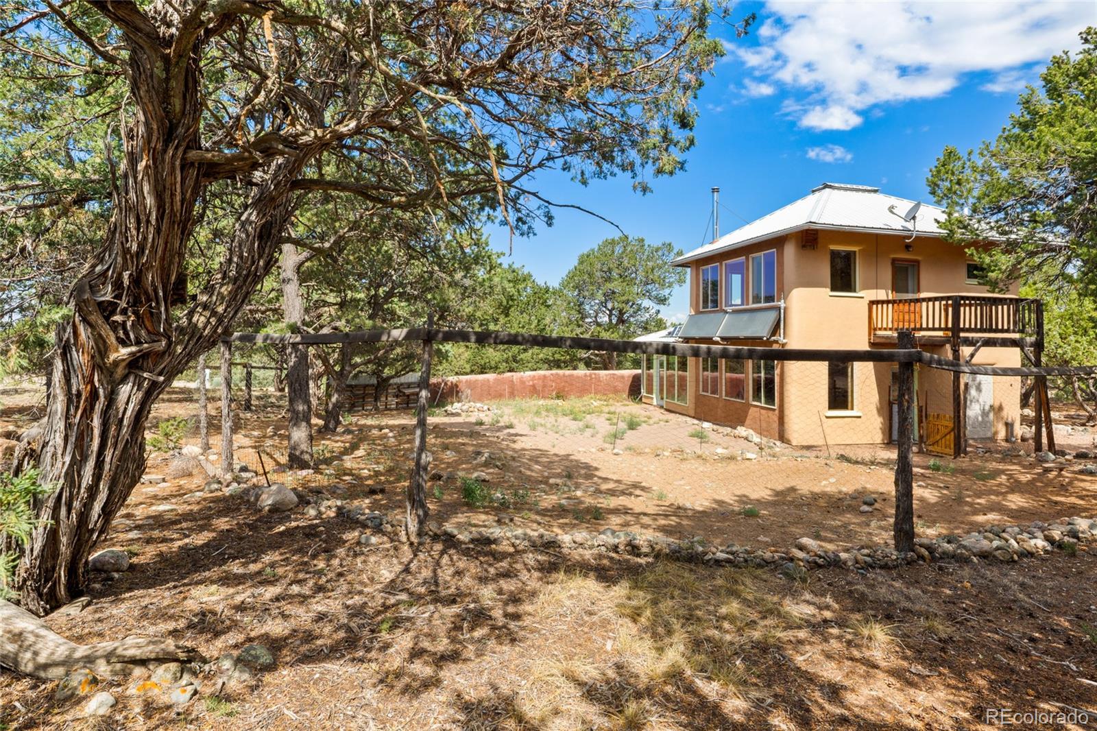 Residential in Crestone 5