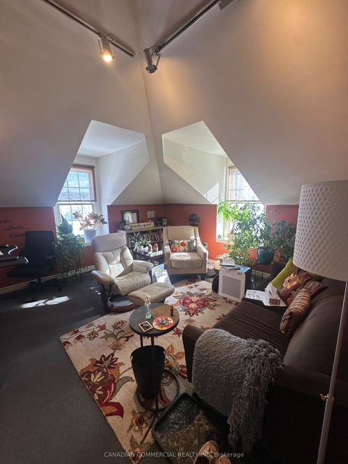 186 Albert St, London, ON, N6A1M1 | Card Image