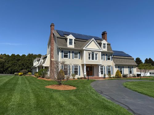 58 Jennifer Dr, North Haven, CT, 06473-2040 | Card Image