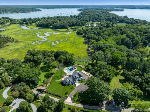 220 Beach Rd, Oyster Bay, NY, 11771 | Card Image