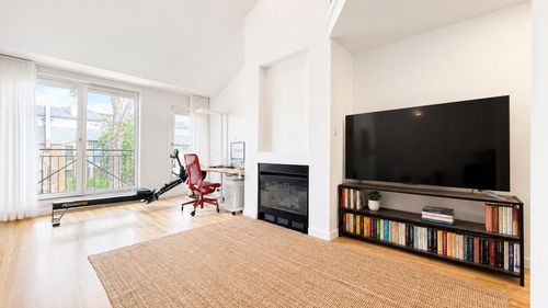 544 Rue De La Métairie, Montréal, QC, H3E1S5 | Card Image