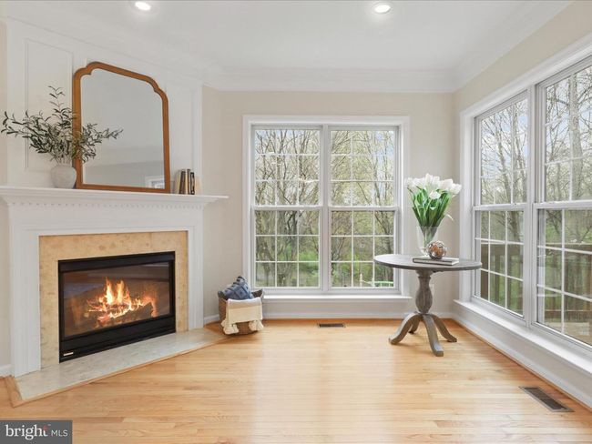 9332 Branch Side Ln, Townhouse with 4 bedrooms, 4 bathrooms and null parking in FAIRFAX VA | Image 18