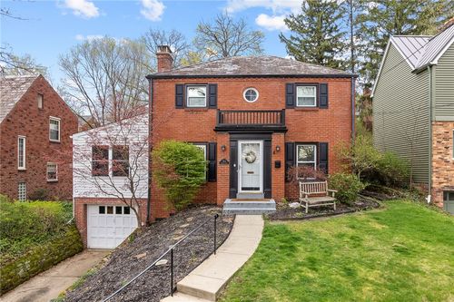 762 Country Club Dr, Pittsburgh, PA, 15228-2604 | Card Image