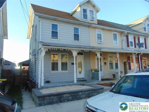21 E Smith St, Topton, PA, 19562-1213 | Card Image