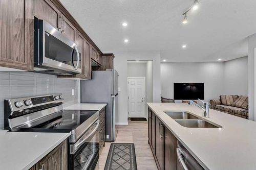 10451 Cityscape Dr Ne, Calgary, AB, T3N1N5 | Card Image