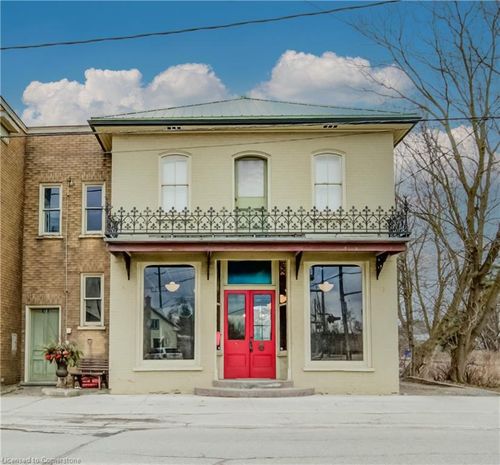 8 Foundry St, Baden, ON, N3A2P5 | Card Image