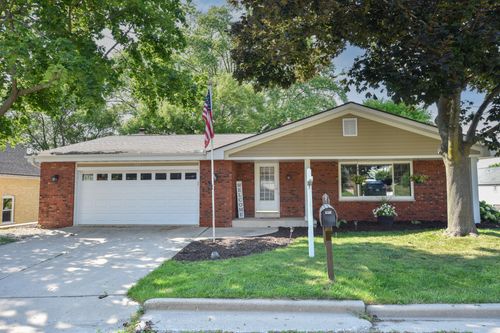 307 Elm St, Slinger, WI, 53086-9558 | Card Image