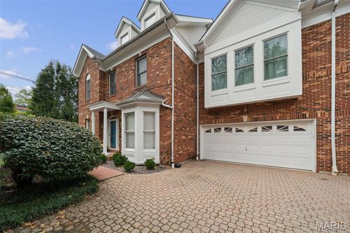 145 N Bemiston Ave, Saint Louis, MO, 63105-3810 | Card Image