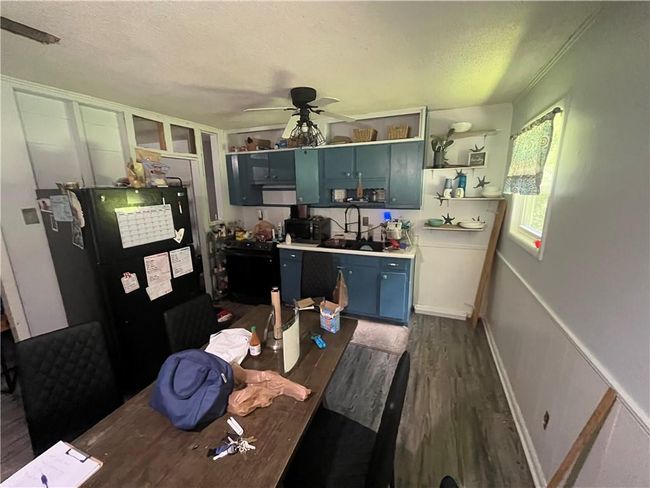8621 Hickory Ln, House other with 3 bedrooms, 2 bathrooms and null parking in Lithia Springs GA | Image 7