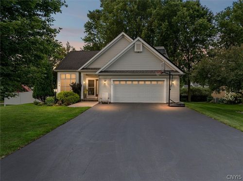 34 Fawncrest Blvd, New Hartford, NY, 13413-1234 | Card Image