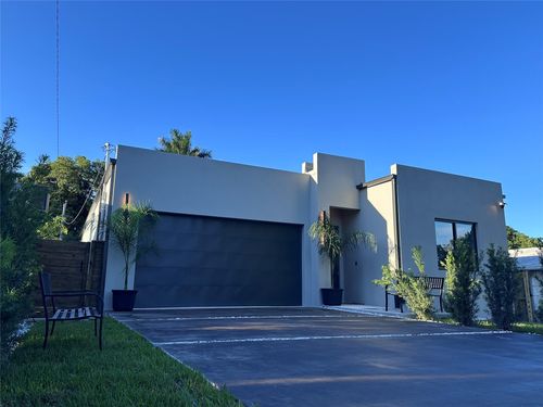 235 Ne 117th St, Miami, FL, 33161-6101 | Card Image