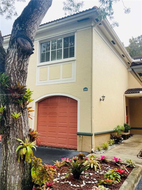 apt-205-2445 Centergate Dr, Miramar, FL, 33025-7291 | Card Image