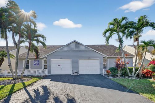 2540 Se Tropical East Cir, Port St Lucie, FL, 34952-7236 | Card Image