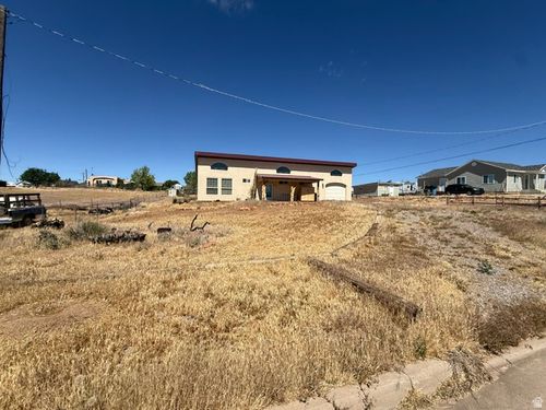 256 S 300 E, Blanding, UT, 84511-2939 | Card Image