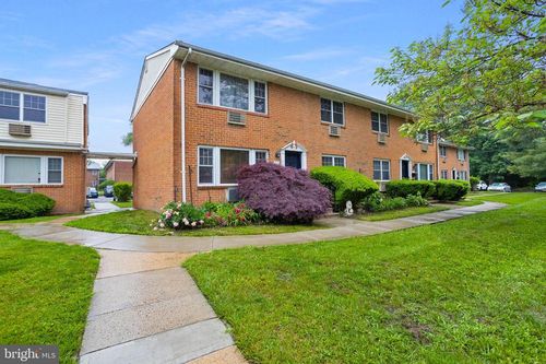 i-132 The Orchards, East Windsor, NJ, 08512 | Card Image