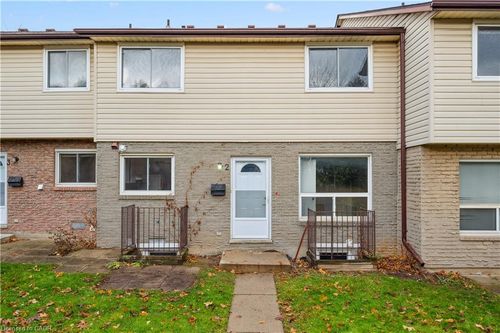 2-455 Albert St, Waterloo, ON, N2L5A7 | Card Image