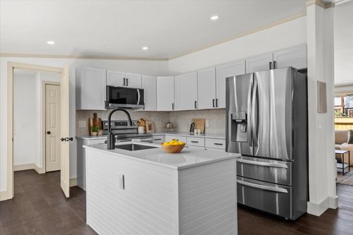 21503 Coyote Trl, Lago Vista, TX, 78645-4740 | Card Image