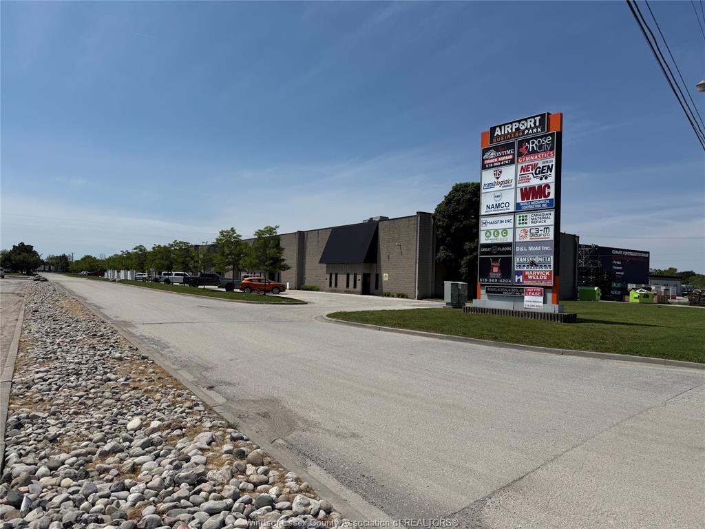 Commercial Sale in Tecumseh